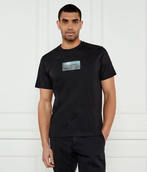 Футболка мужская Calvin Klein хлопковая с принтом, черный
Футболка мужская Calvin Klein хлопковая с принтом, черный