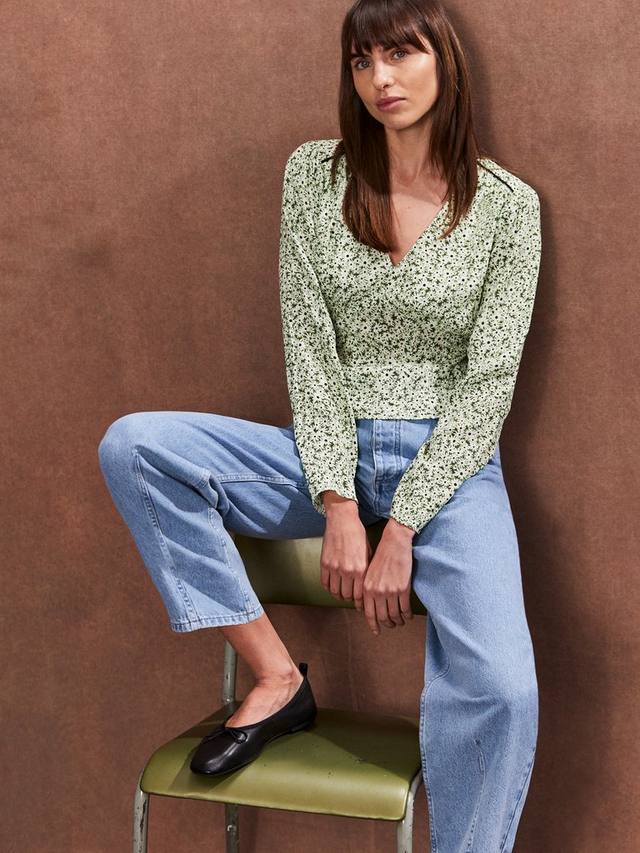 Топ в тонкую полоску с принтом ditsy Ro&Zo, зеленый
Топ в тонкую полоску с принтом ditsy Ro&Zo, зеленый