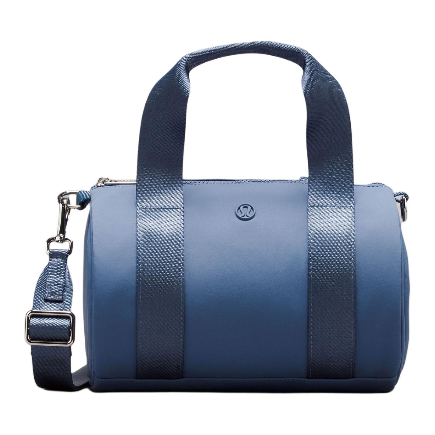 Lululemon Нейлоновая сумка через плечо миниатюрная унисекс оазис голубой, Oasis Blue
Lululemon Нейлоновая сумка через плечо миниатюрная унисекс оазис голубой, Oasis Blue