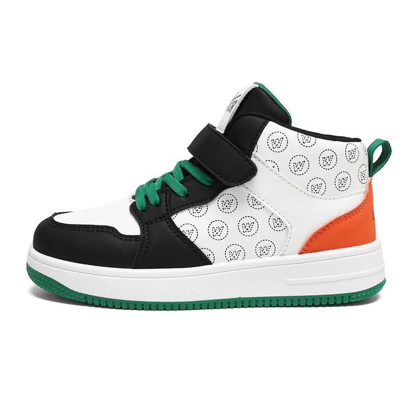 Детские скейтерские кроссовки Kids WARRIOR, черный/белый
Детские скейтерские кроссовки Kids WARRIOR, черный/белый