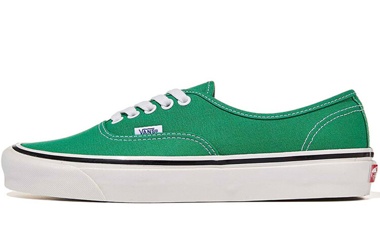 Кеды Vans Authentic 44 Green
Кеды Vans Authentic 44 Green