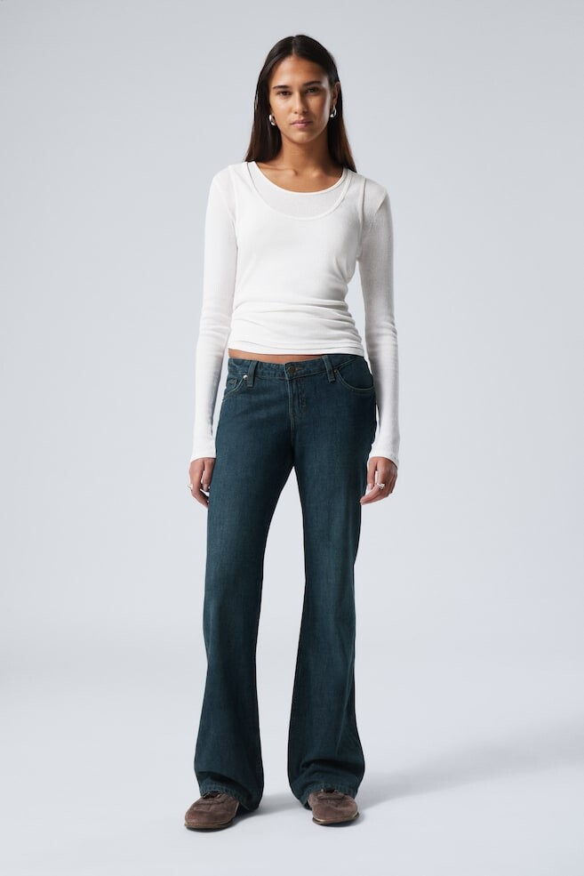 Джинсы Nova с заниженной талией и облегающими штанинами Weekday, синий
Джинсы Nova с заниженной талией и облегающими штанинами Weekday, синий