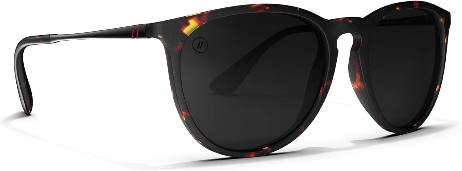 Солнцезащитные очки Blenders Eyewear North Park – поляризованные – классическая форма, оправа из комбинированных металлов – 100% защита от УФ-излучения – для мужчин и женщин, Volcano Jack
Солнцезащитные очки Blenders Eyewear North Park – поляризованные – классическая форма, оправа из комбинированных металлов – 100% защита от УФ-излучения – для мужчин и женщин, Volcano Jack