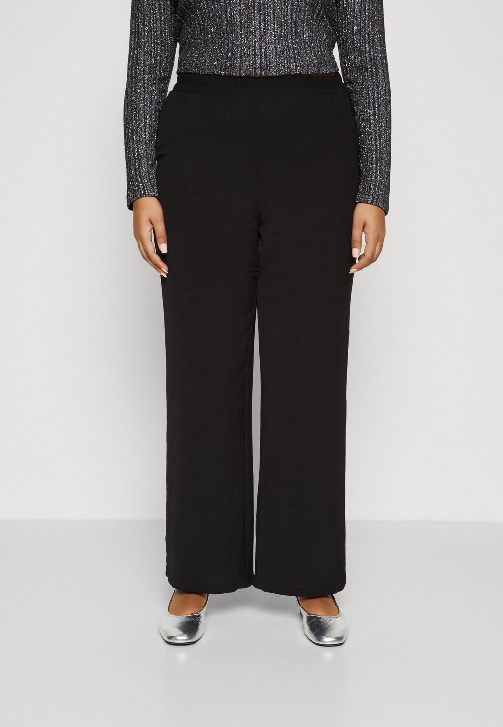 Брюки VMALVA WIDE Vero Moda Curve, цвет black
Брюки VMALVA WIDE Vero Moda Curve, цвет black