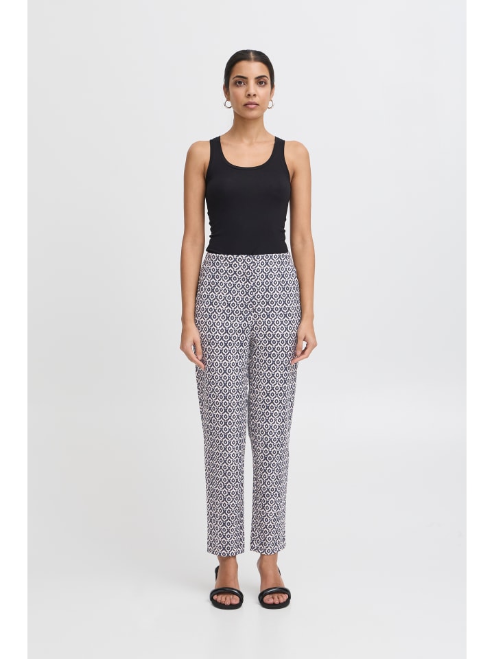 ICHI Повседневные брюки IHKATE стандартного кроя в расцветке Total Eclipse Ikat Tile Aop
ICHI Повседневные брюки IHKATE стандартного кроя в расцветке Total Eclipse Ikat Tile Aop