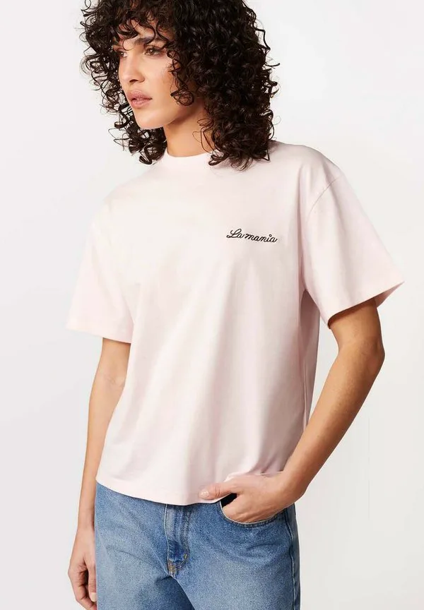 Базовая футболка carena pearl La Mania, Pastel Pink, Белый, Базовая футболка carena pearl La Mania, Pastel Pink
Базовая футболка carena pearl La Mania, Pastel Pink, Белый, Базовая футболка carena pearl La Mania, Pastel Pink