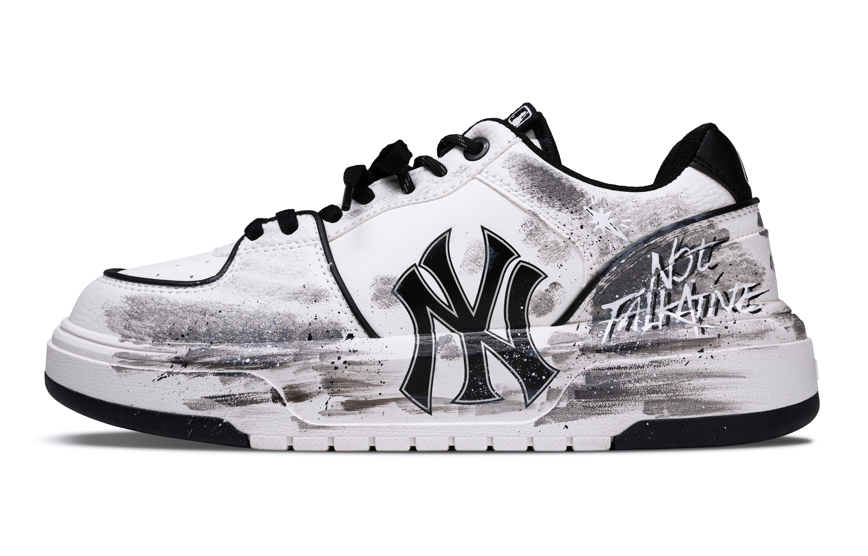 MLB Кроссовки для скейтбординга Chunky Liner Rebel Graffiti, устойчивые к истиранию, низкие, унисекс, черно-белые
MLB Кроссовки для скейтбординга Chunky Liner Rebel Graffiti, устойчивые к истиранию, низкие, унисекс, черно-белые