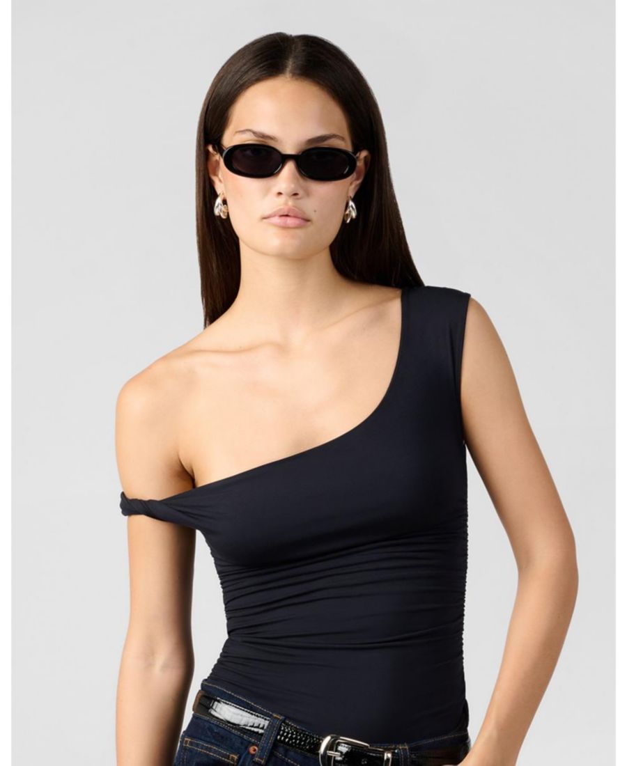 Женская блузка с открытыми плечами и скрученными бретелями WeWoreWhat, Black
Женская блузка с открытыми плечами и скрученными бретелями WeWoreWhat, Black