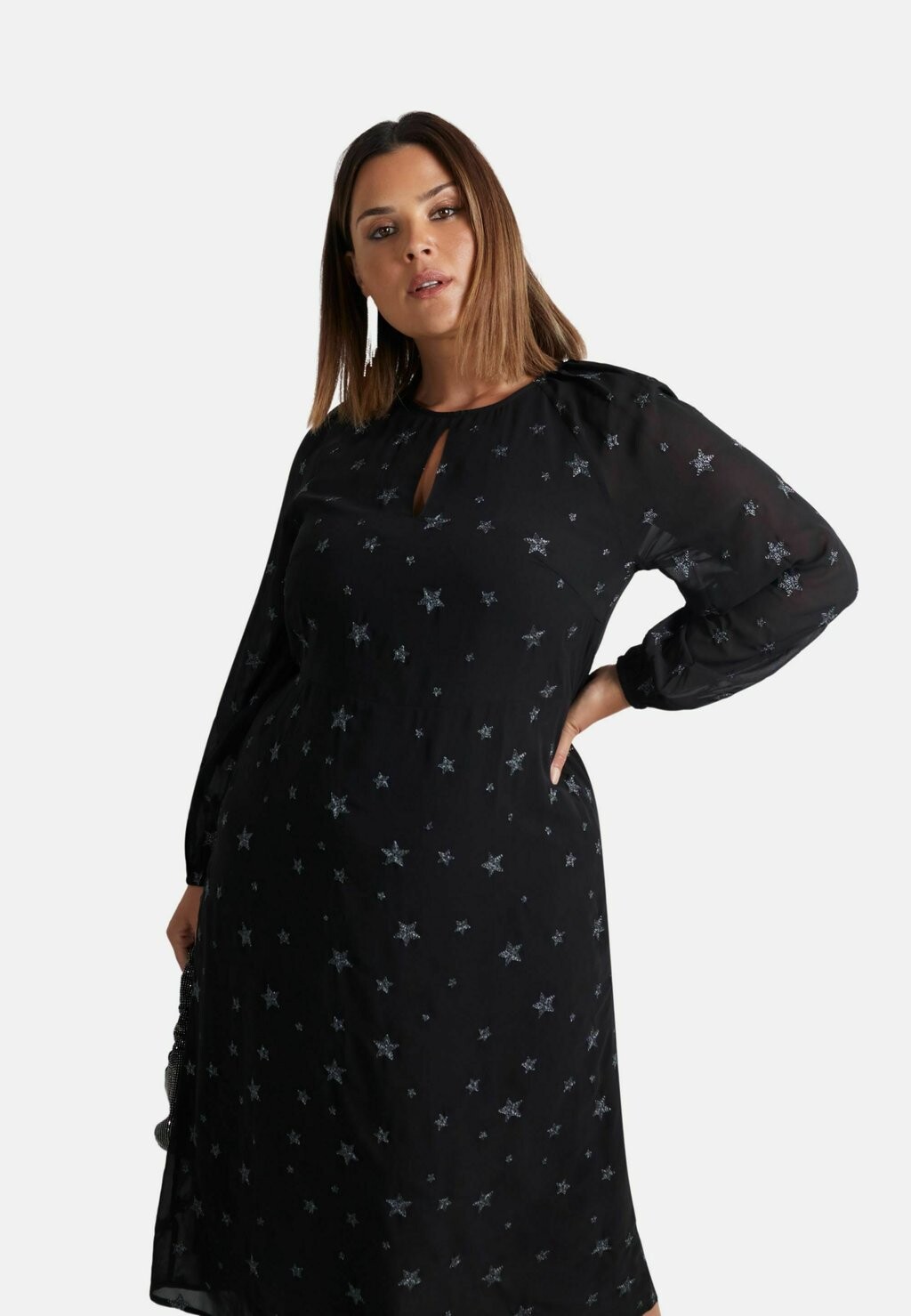 Повседневное платье STAR EMBROIDERED Live Unlimited London, черный
Повседневное платье STAR EMBROIDERED Live Unlimited London, черный