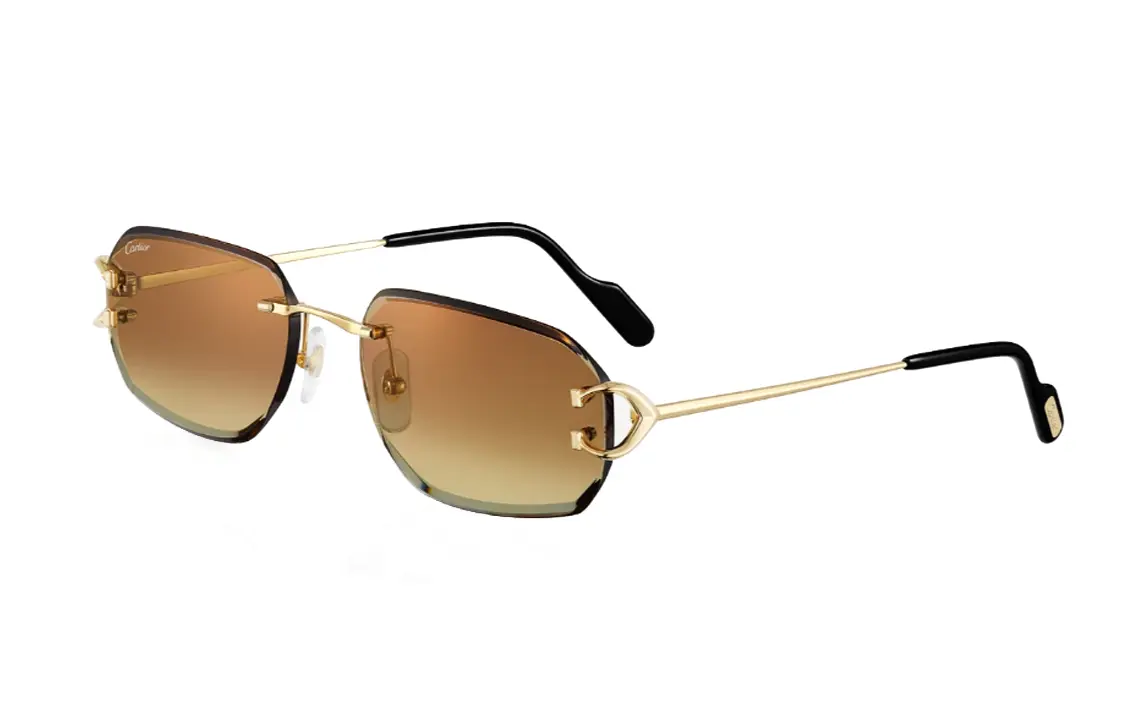 Cartier Металлические солнцезащитные очки асимметричной формы унисекс золотые, Gold
Cartier Металлические солнцезащитные очки асимметричной формы унисекс золотые, Gold