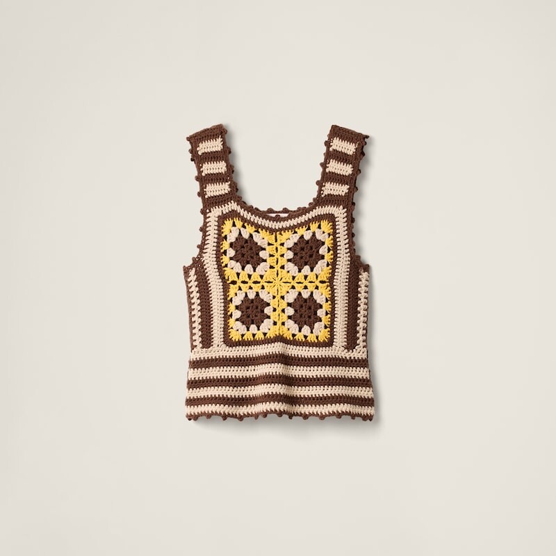 Кашемировый топ связанный крючком Miu Miu, коричневый
Кашемировый топ связанный крючком Miu Miu, коричневый