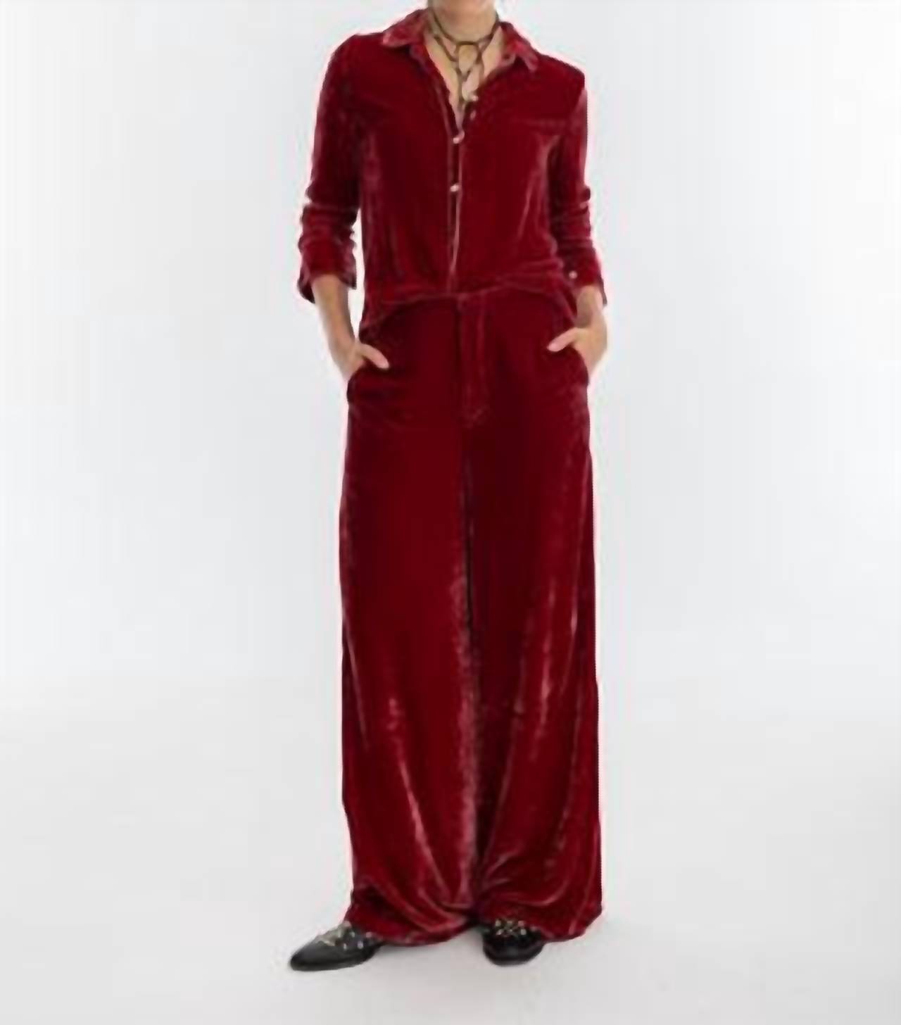 Новые брюки Luna Velvet в цвете Rosso lanhtropy, красный
Новые брюки Luna Velvet в цвете Rosso lanhtropy, красный