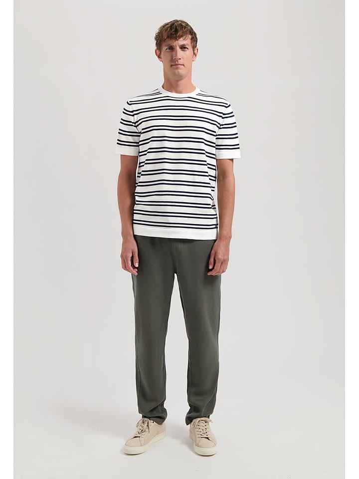 Футболка DSTREZZED, белый/черный
Футболка DSTREZZED, белый/черный