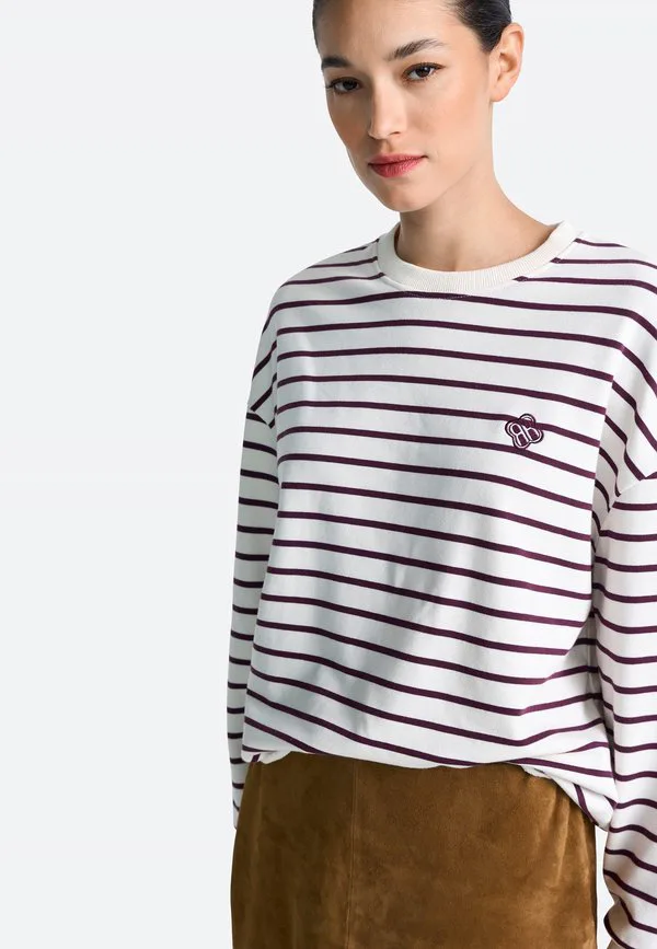 Толстовка Rich & Royal, Luxe Grape, Фиолетовый, Толстовка Rich & Royal, Luxe Grape
Толстовка Rich & Royal, Luxe Grape, Фиолетовый, Толстовка Rich & Royal, Luxe Grape