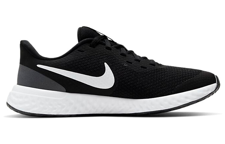 Nike REVOLUTION 5 Кроссовки для женщин
Nike REVOLUTION 5 Кроссовки для женщин
