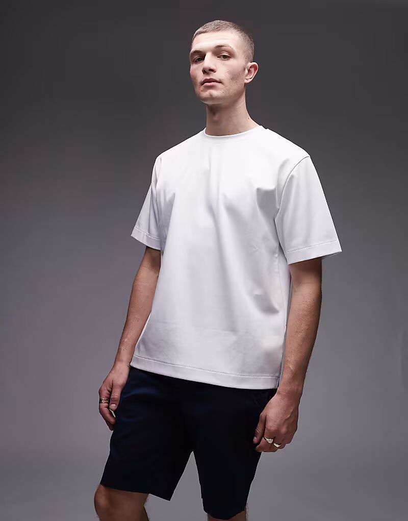 Футболка ARKET из толстого интерлок-джерси, свободного кроя, белого цвета 
Футболка ARKET из толстого интерлок-джерси, свободного кроя, белого цвета