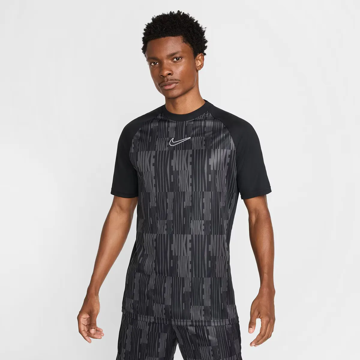 Футболка мужская Academy Nike, черный
Футболка мужская Academy Nike, черный
