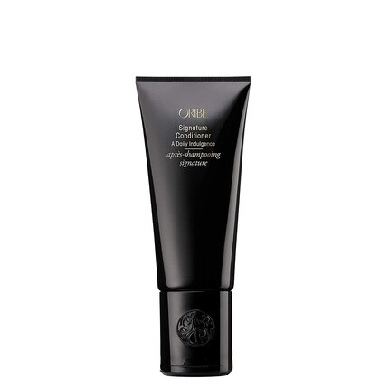 Фирменный кондиционер A Daily Indulgence 200 мл Oribe
Фирменный кондиционер A Daily Indulgence 200 мл Oribe