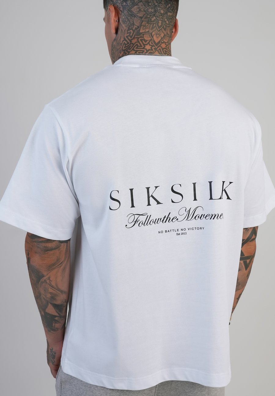 Футболка SIKSILK GRAPHIC, White, Белый, Футболка SIKSILK GRAPHIC, White
Футболка SIKSILK GRAPHIC, White, Белый, Футболка SIKSILK GRAPHIC, White