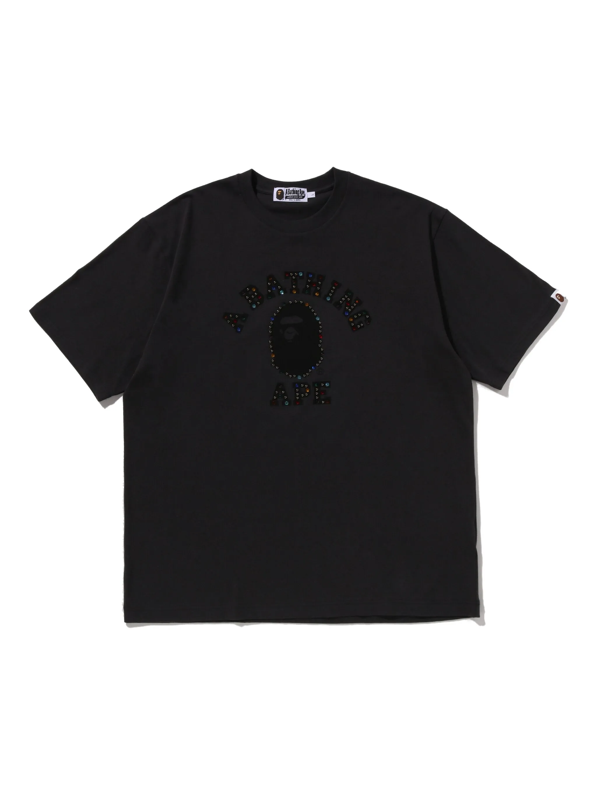 Украшенная футболка A Bathing Ape, черный
Украшенная футболка A Bathing Ape, черный