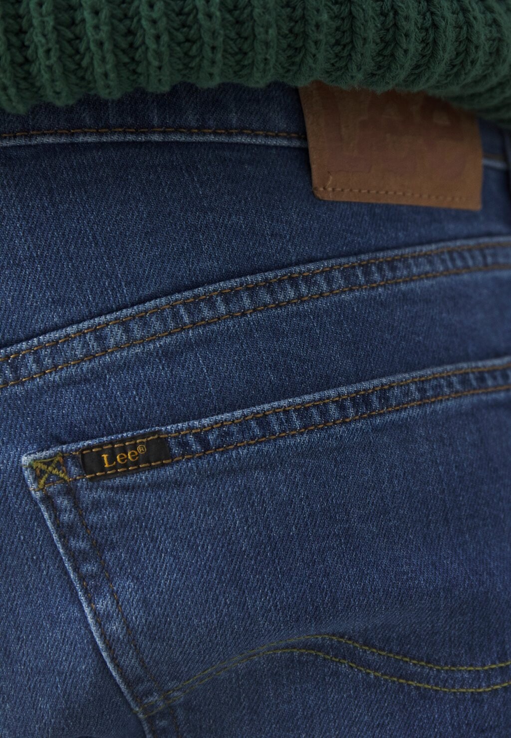 Джинсы прямого кроя Daren Zip Fly Lee, темный фрипорт
Джинсы прямого кроя Daren Zip Fly Lee, темный фрипорт