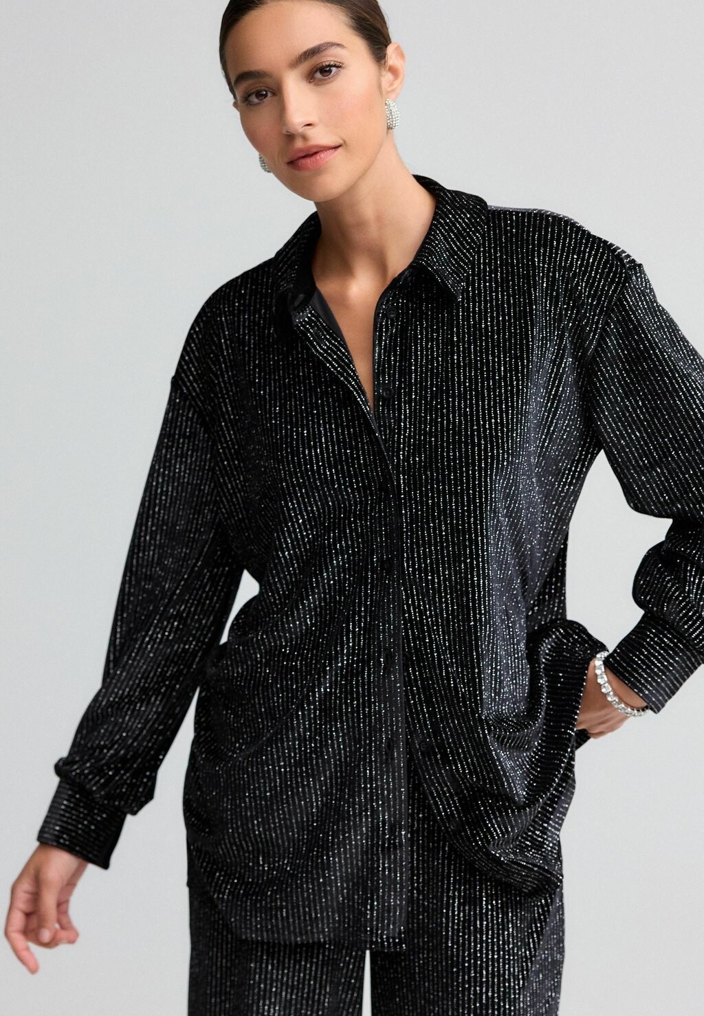 Блузка на пуговицах SPARKLE Next, черный
Блузка на пуговицах SPARKLE Next, черный