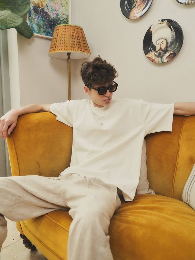 Футболка Boxy Fit с логотипом Ony, Off White
Футболка Boxy Fit с логотипом Ony, Off White