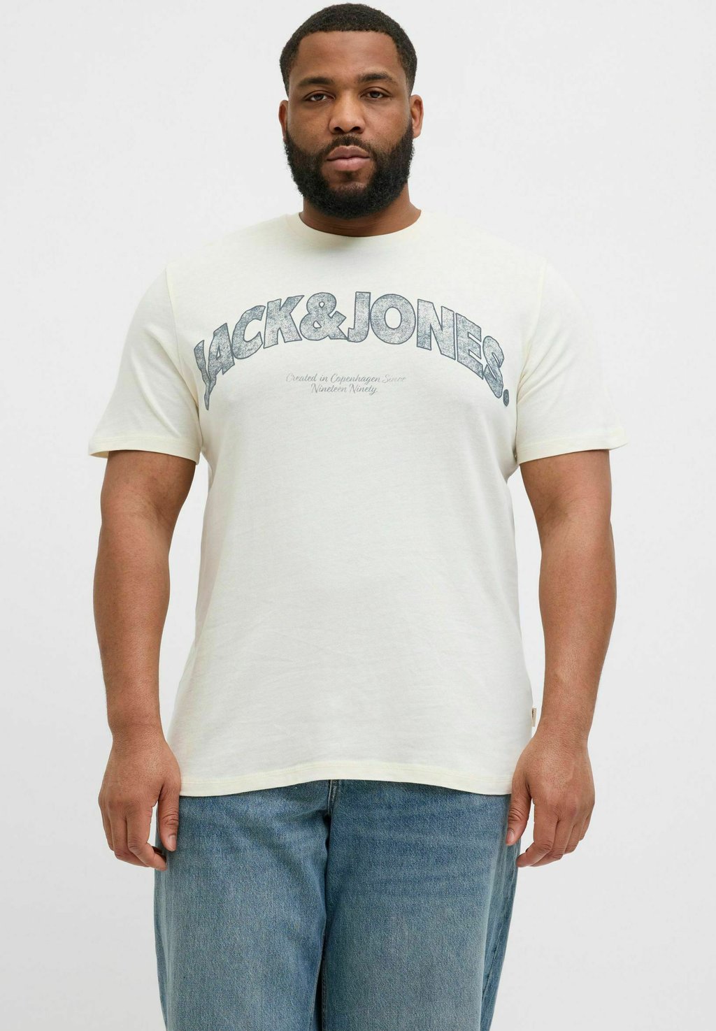 Футболка с принтом PLUS SIZE Jack & Jones, кремовый 
Футболка с принтом PLUS SIZE Jack & Jones, кремовый