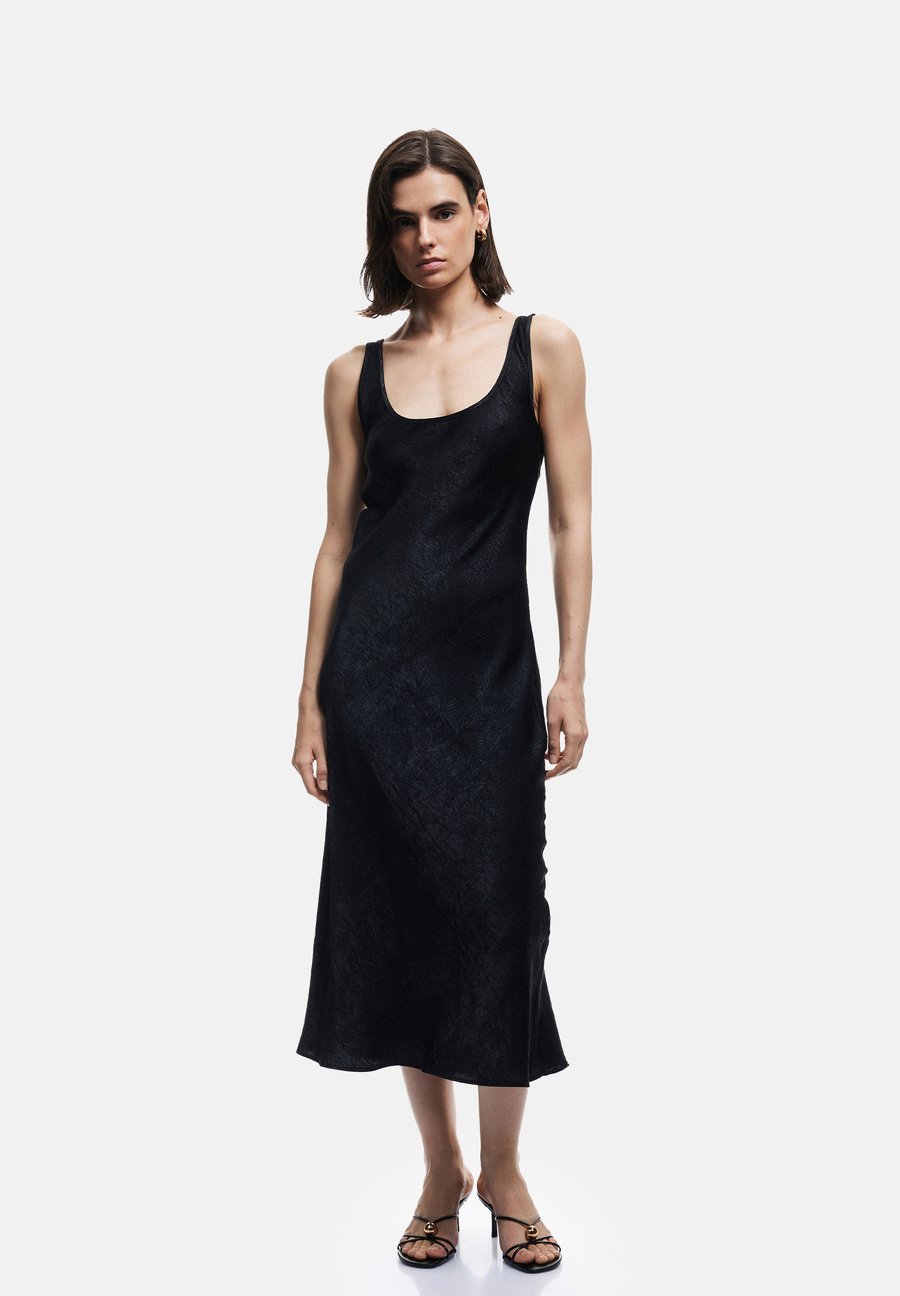Платье Koton Day dress, Black
Платье Koton Day dress, Black