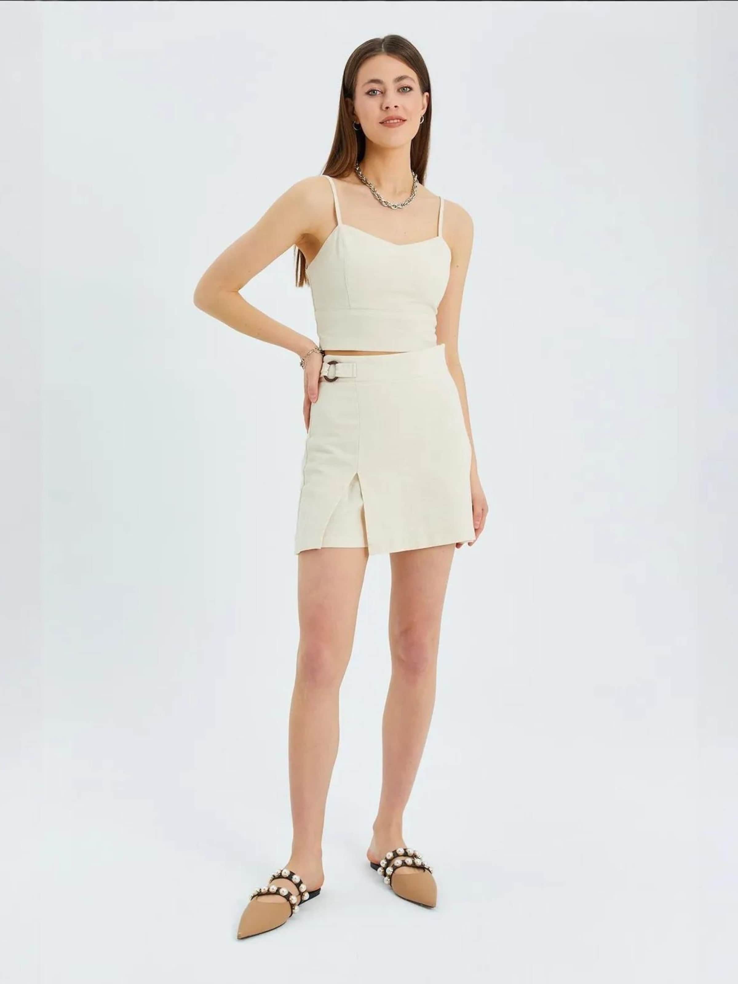 MixRay Юбка в бежевом цвете
MixRay Юбка в бежевом цвете