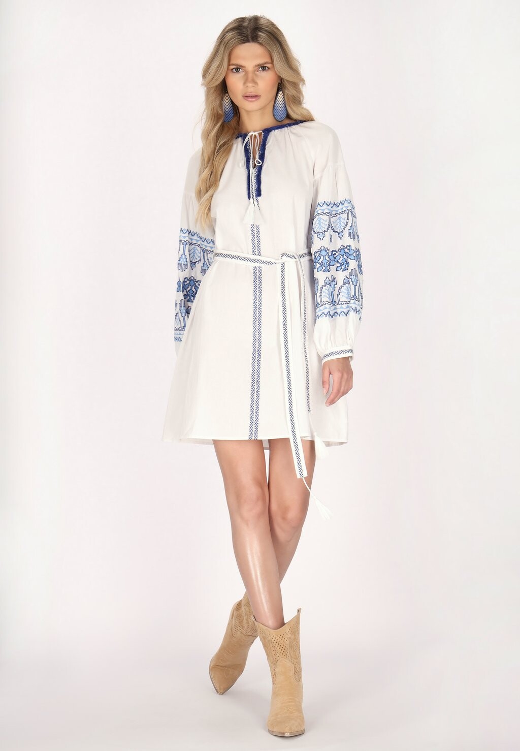 Дневное платье usha, белый
Дневное платье usha, белый