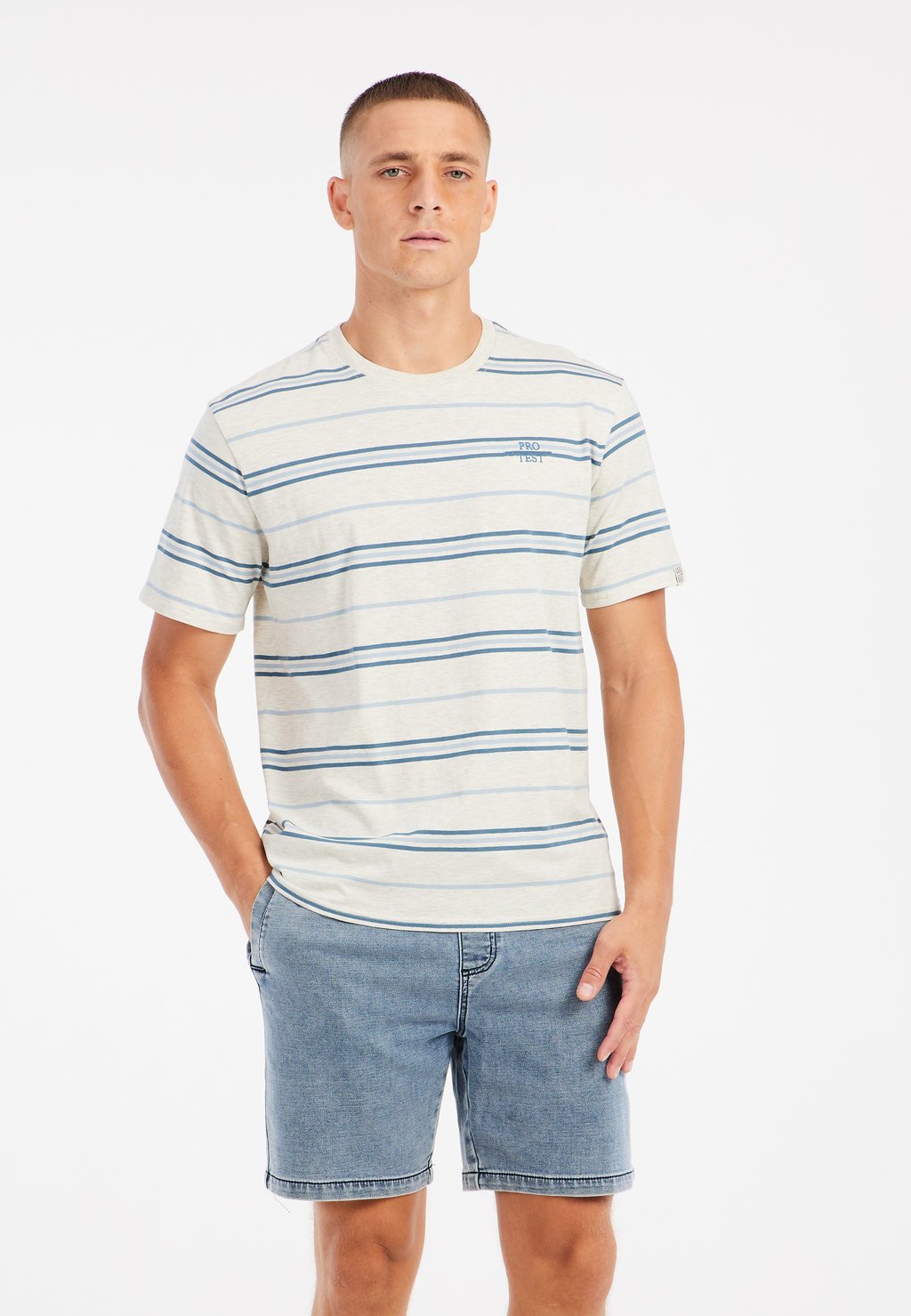 Футболка с принтом SHORTSLEEVE Protest, темно-синий
Футболка с принтом SHORTSLEEVE Protest, темно-синий