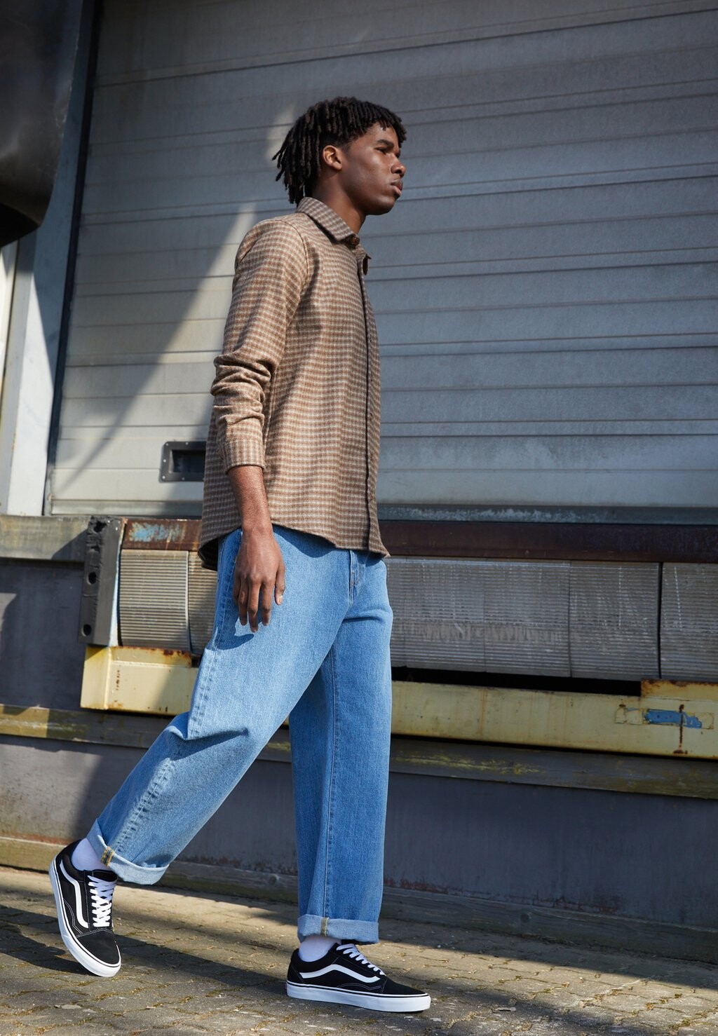 Джинсы свободного кроя Carhartt WIP LANDON PANT, цвет Blue Heavy Stone Wash
Джинсы свободного кроя Carhartt WIP LANDON PANT, цвет Blue Heavy Stone Wash