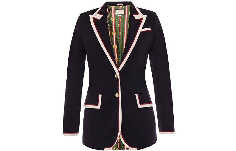 Деловой костюм женский черный Gucci
Деловой костюм женский черный Gucci