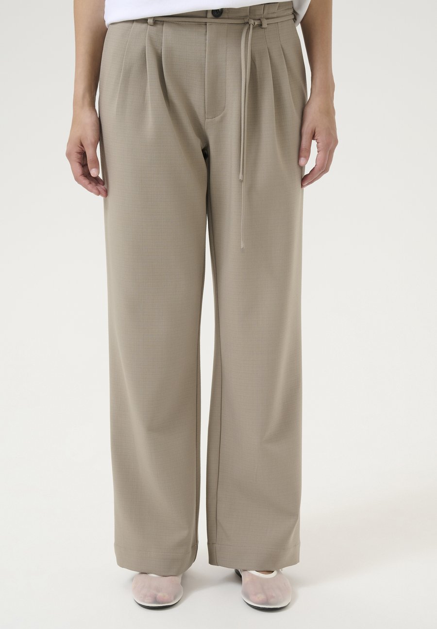 Брюки Karen by Simonsen KBRO , Roasted Cashew/Light Brown
Брюки Karen by Simonsen KBRO , Roasted Cashew/Light Brown