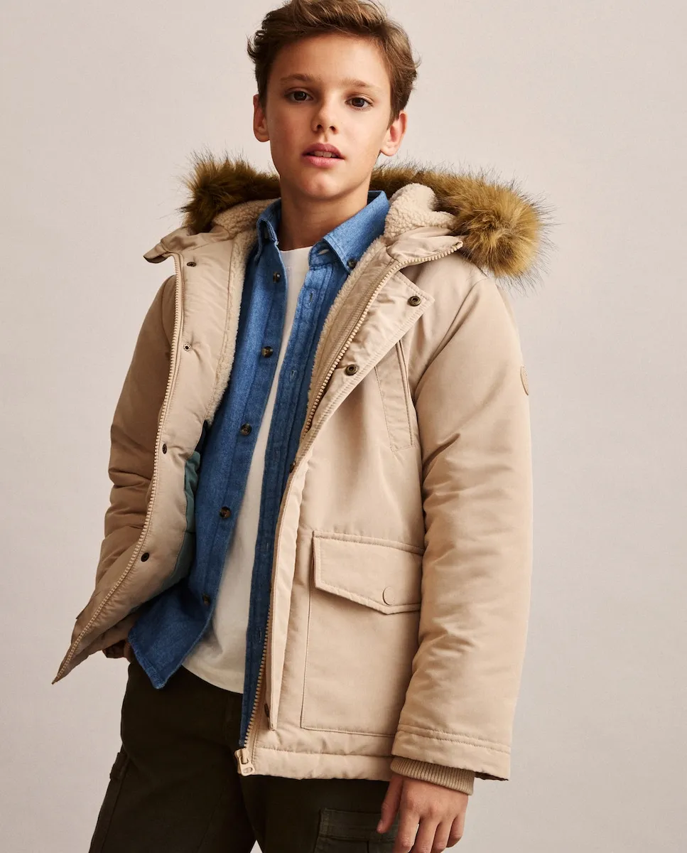 Парка с карманами и капюшоном, с внутренней меховой подкладкой для девочки Coconut El Corte Inglés, песочный
Парка с карманами и капюшоном, с внутренней меховой подкладкой для девочки Coconut El Corte Inglés, песочный