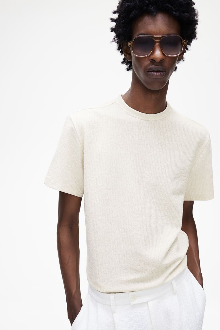 Футболка из структурированного трикотажа обычного кроя H&M, бежевый