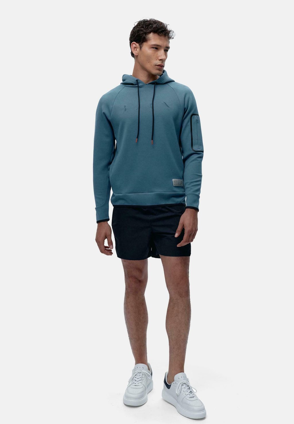 Толстовка с капюшоном Born Living Yoga, синий
Толстовка с капюшоном Born Living Yoga, синий