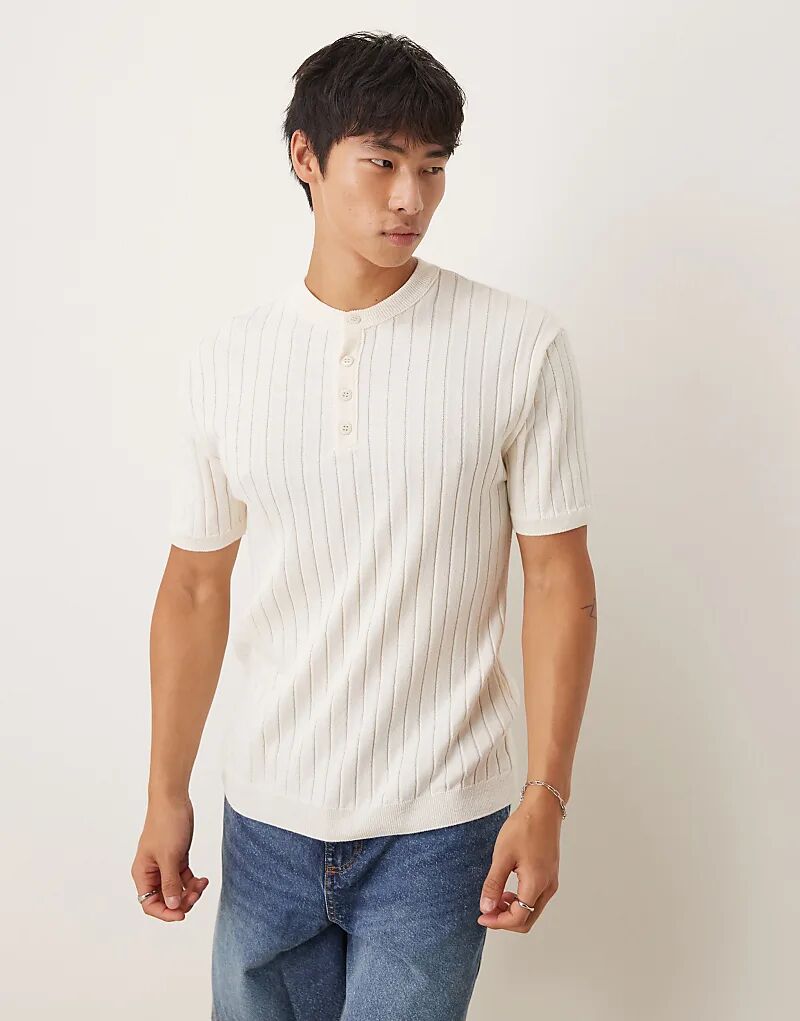 Футболка ASOS DESIGN Muscle Fit с воротником хенли кремового цвета
Футболка ASOS DESIGN Muscle Fit с воротником хенли кремового цвета