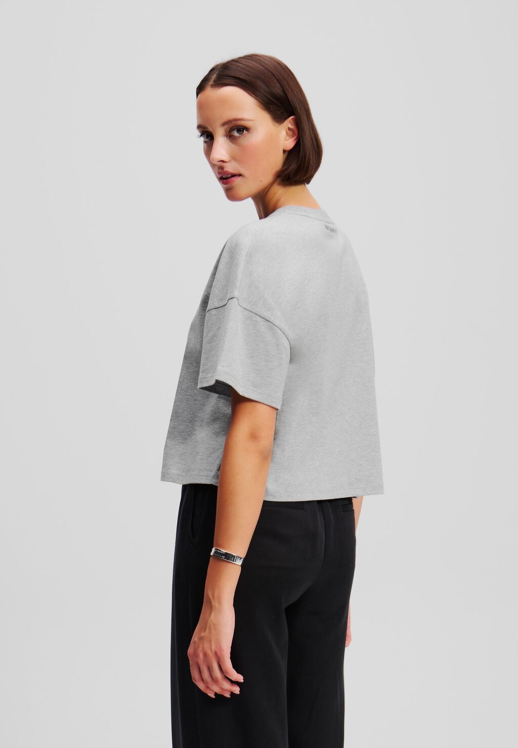 Базовая футболка AUTOGRAPH KARL LAGERFELD, светло-серый
Базовая футболка AUTOGRAPH KARL LAGERFELD, светло-серый