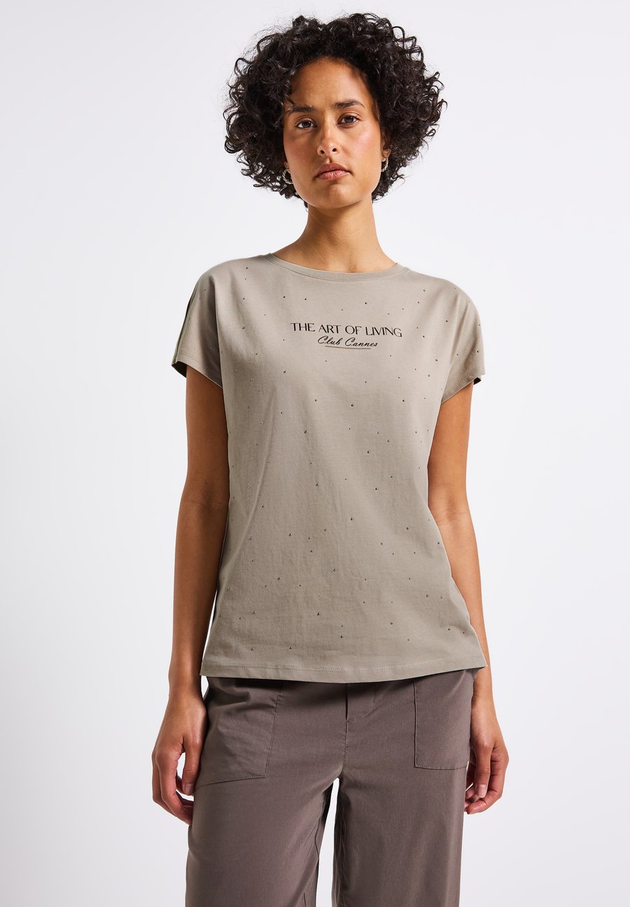 Футболка Street One MIT SCHMUCKSTEINEN, Beige
Футболка Street One MIT SCHMUCKSTEINEN, Beige