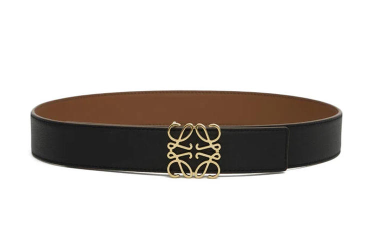 Анаграммный ремень LOEWE
Анаграммный ремень LOEWE