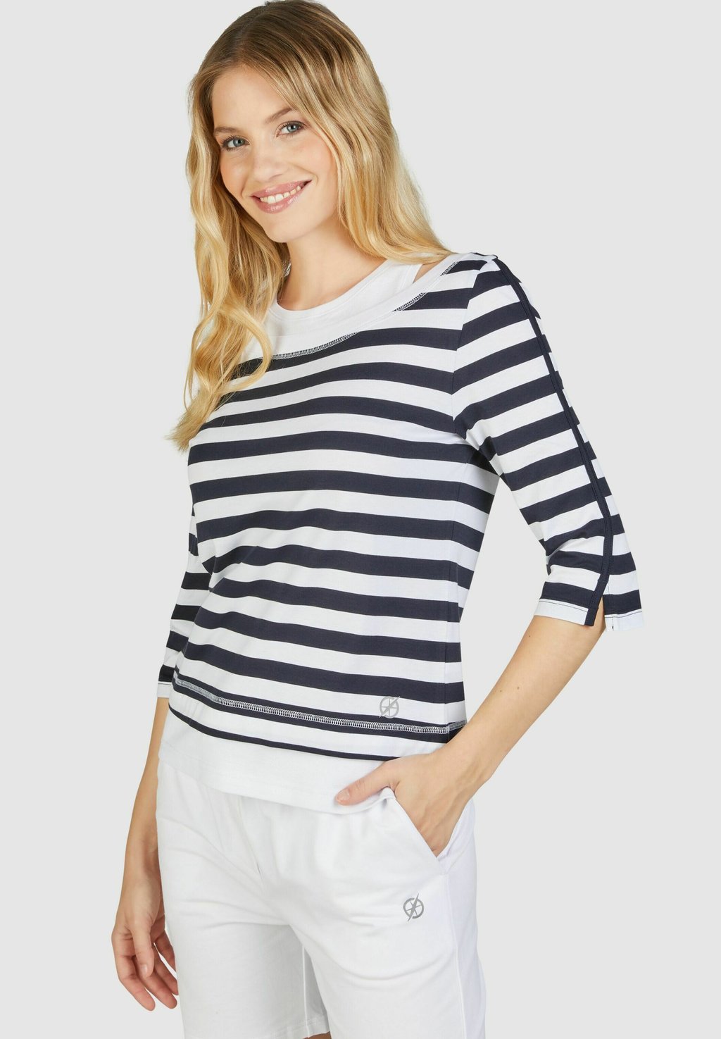 Топ с длинными рукавами Navigazione, темно-синий
Топ с длинными рукавами Navigazione, темно-синий