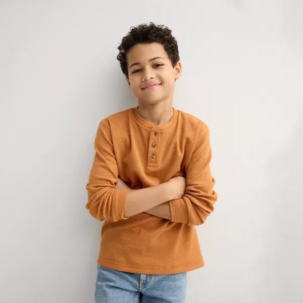 Супермягкая футболка хенли с длинным рукавом для мальчиков 8-20 лет, обычная и хаски Sonoma Goods For Life, цвет bronze
Супермягкая футболка хенли с длинным рукавом для мальчиков 8-20 лет, обычная и хаски Sonoma Goods For Life, цвет bronze