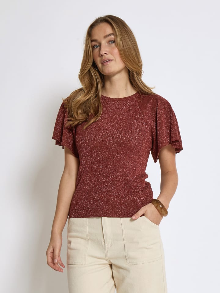 Футболка цвета копченая паприка Мет. minus
Футболка цвета копченая паприка Мет. minus