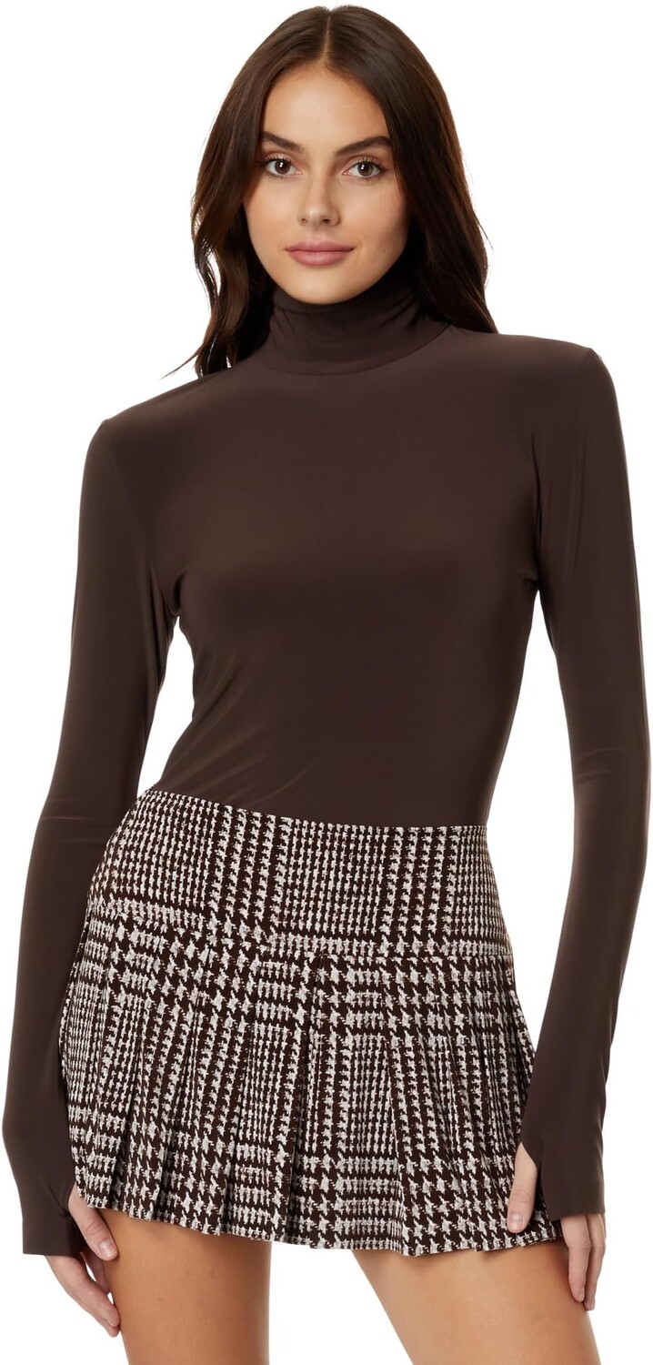 Облегающий топ-черепаха с длинными рукавами Norma Kamali, цвет Chocolate 
Облегающий топ-черепаха с длинными рукавами Norma Kamali, цвет Chocolate