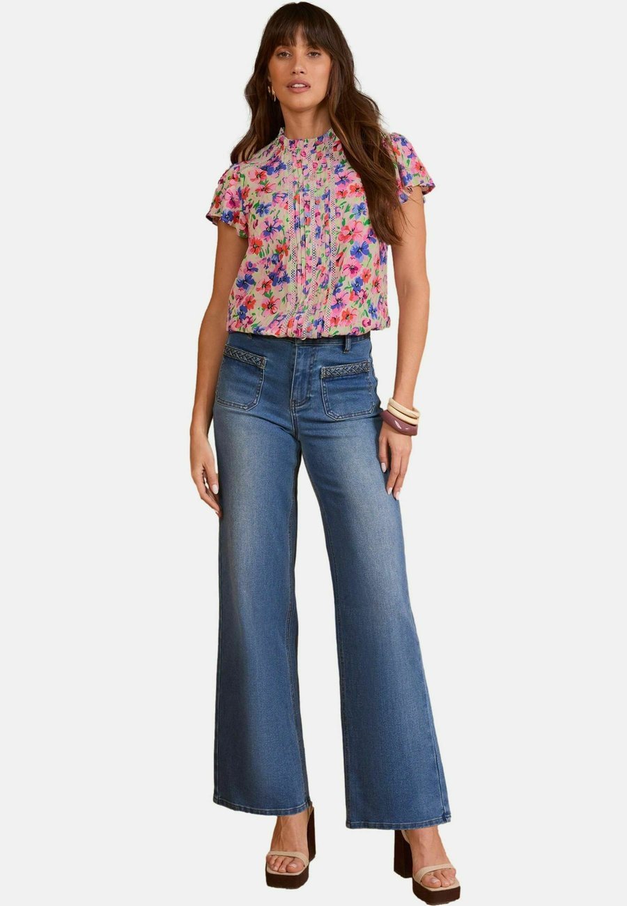 Блуза Love & Roses Blouse, Floral/Light Pink
Блуза Love & Roses Blouse, Floral/Light Pink