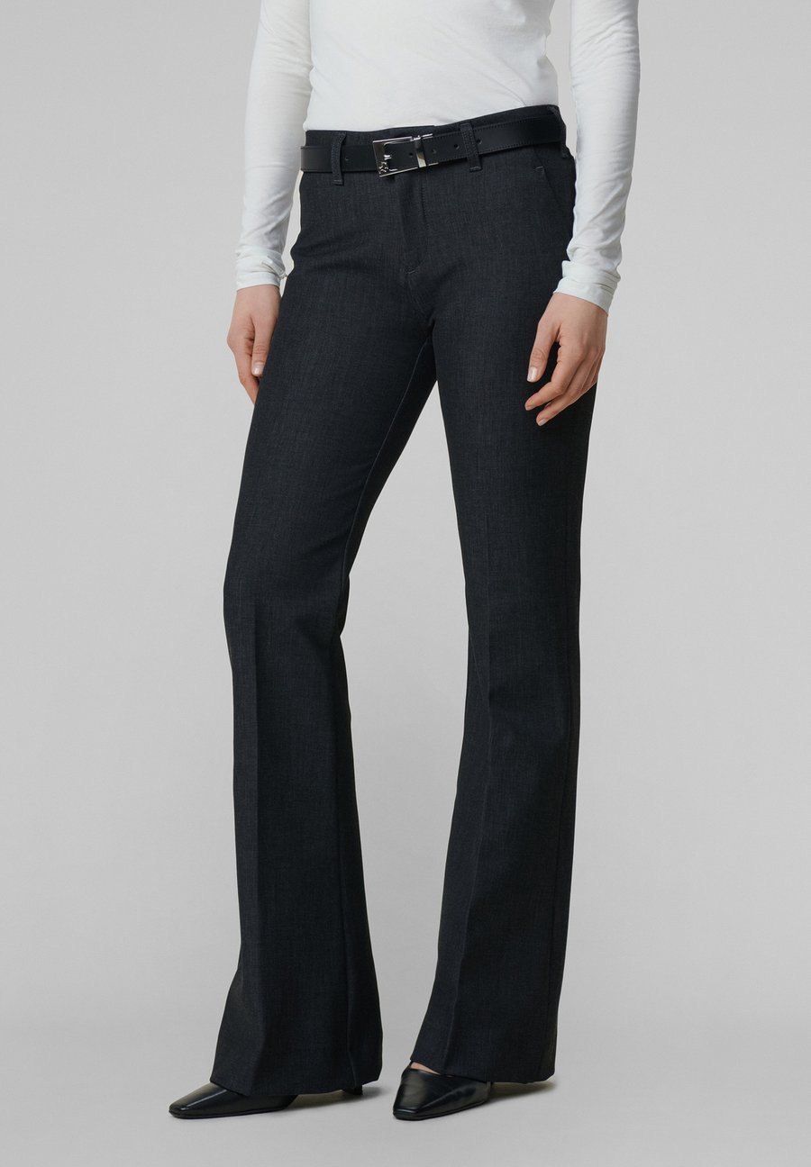 Брюки LOIS Jeans SILVIA SUPLE, Dark Grey/Grey
Брюки LOIS Jeans SILVIA SUPLE, Dark Grey/Grey