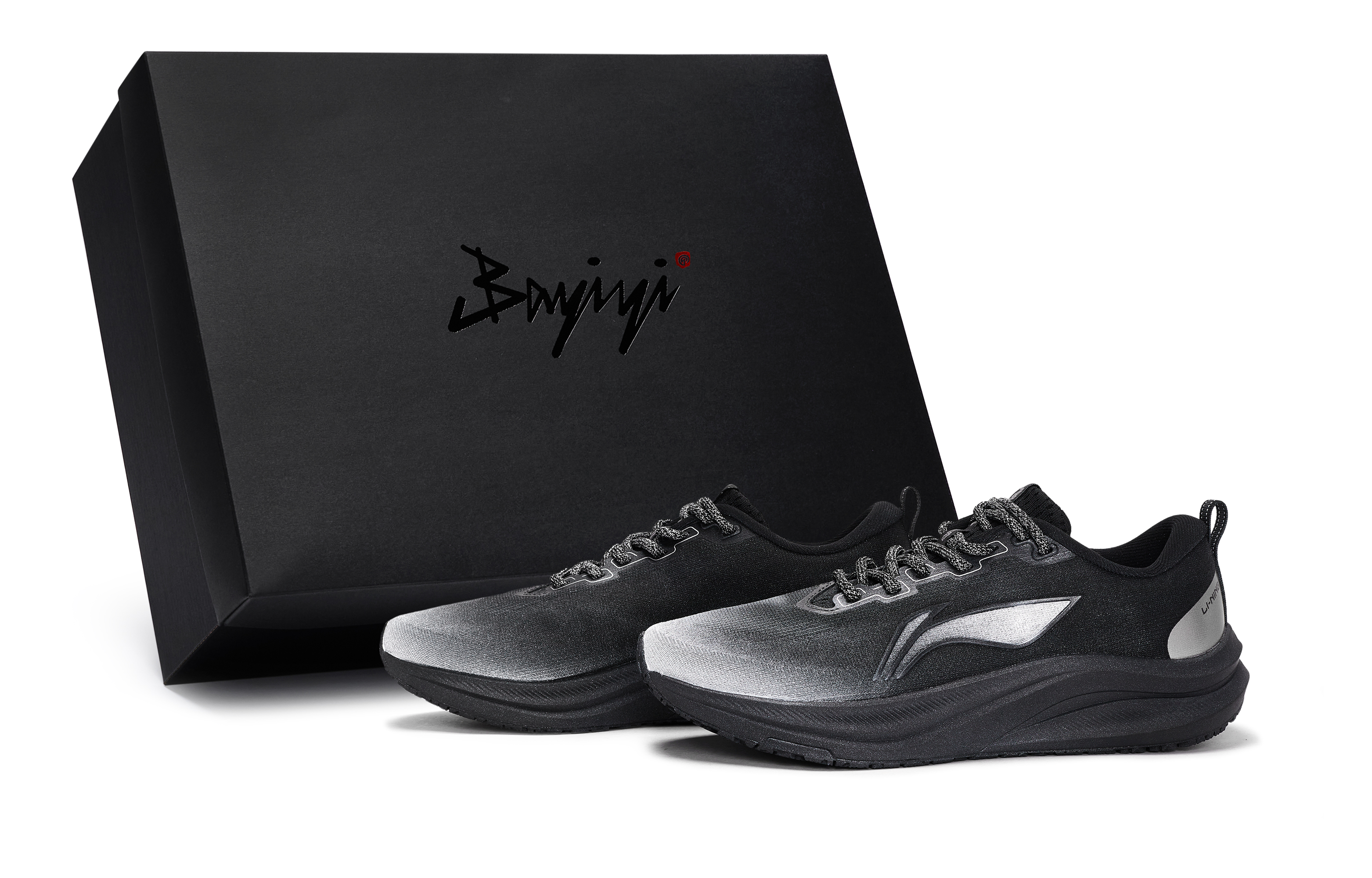 LINING Кроссовки для бега Red Hare 8 с противоскользящей подошвой, износостойкие, мужские, черные, серебристые
LINING Кроссовки для бега Red Hare 8 с противоскользящей подошвой, износостойкие, мужские, черные, серебристые