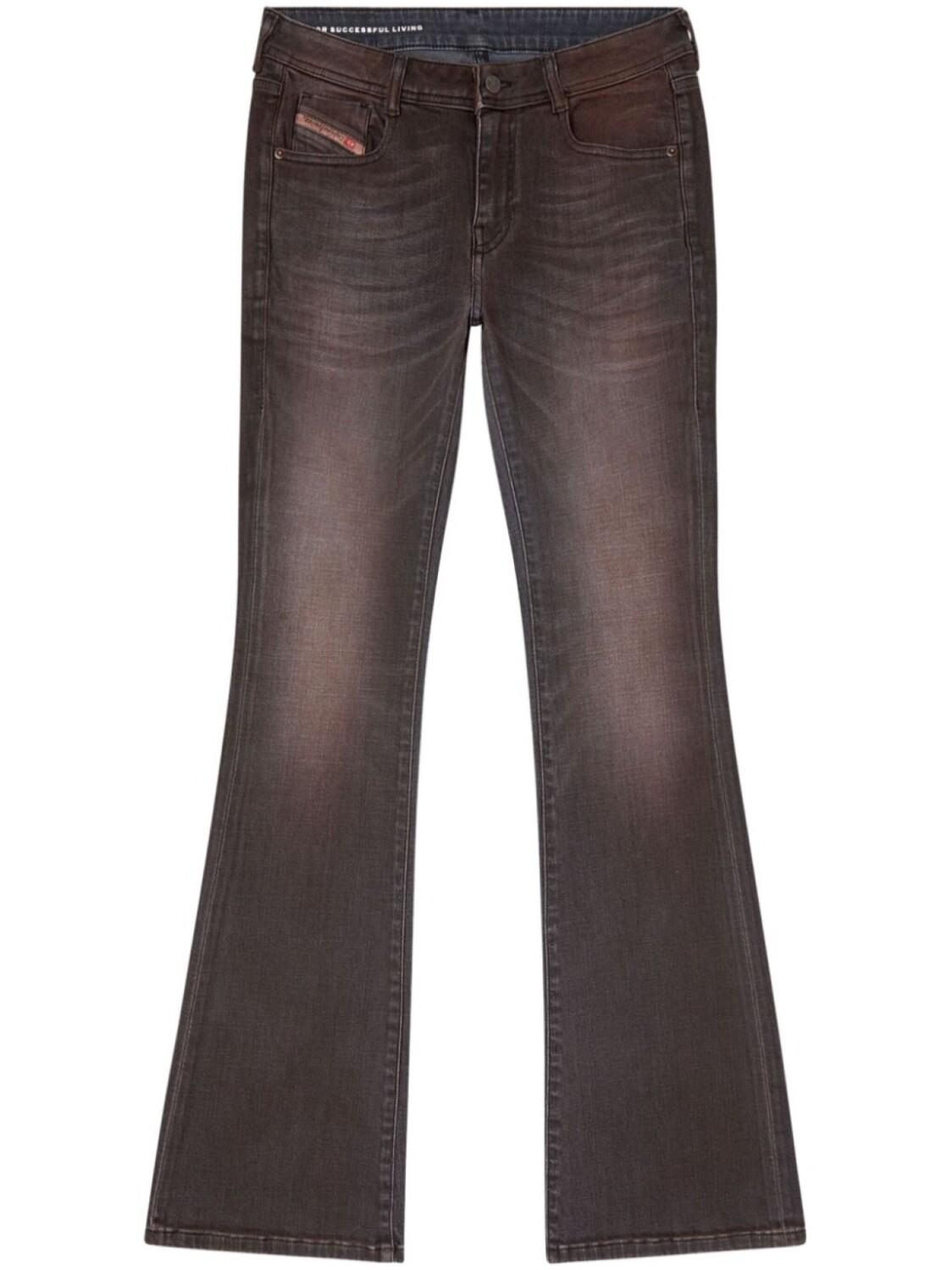 Джинсы bootcut 1969 D-Ebbey Diesel, серый
Джинсы bootcut 1969 D-Ebbey Diesel, серый